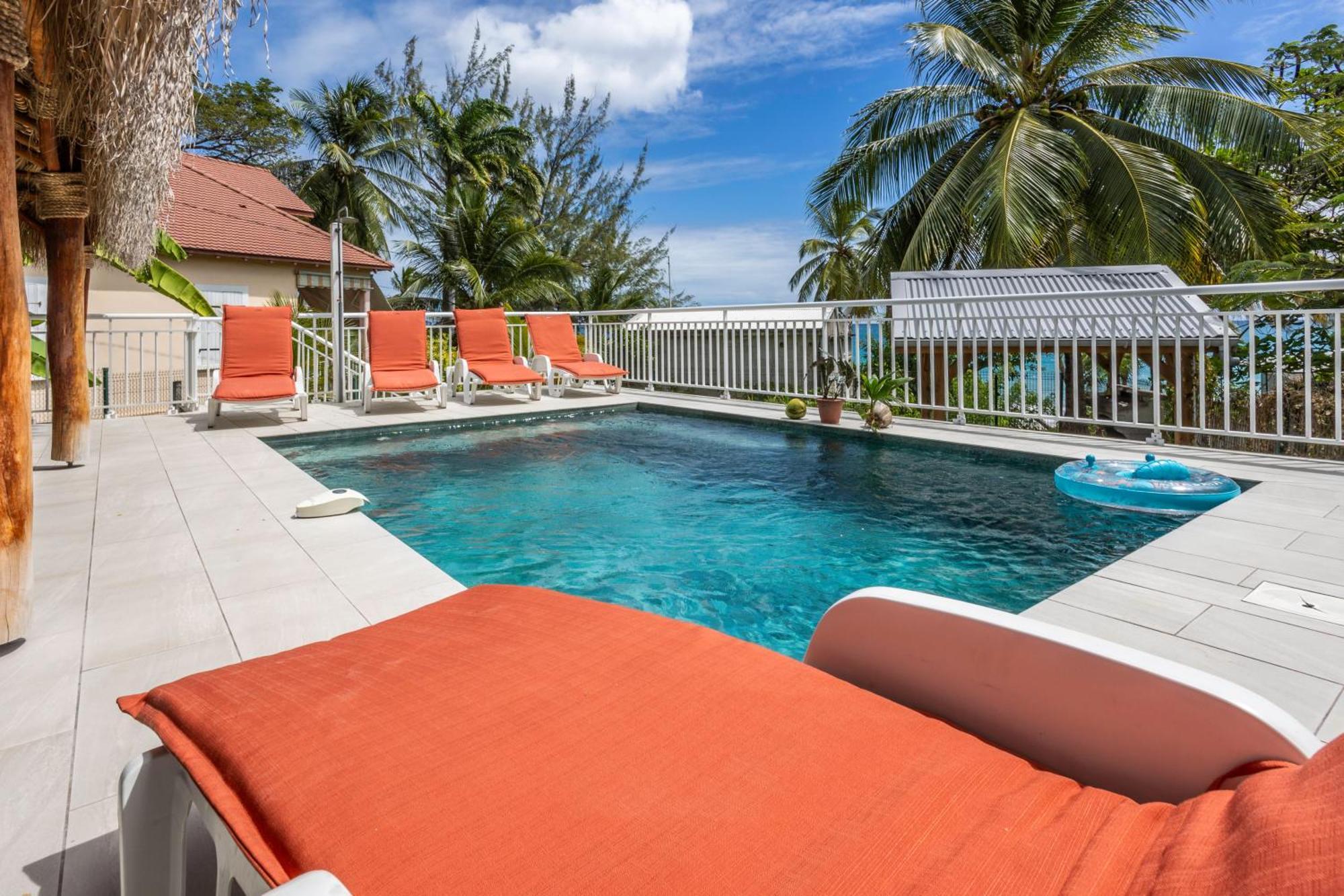 Villa En Bord De Mer, Vue Mer Au Diamant เลอ ดีอามงต์ ภายนอก รูปภาพ